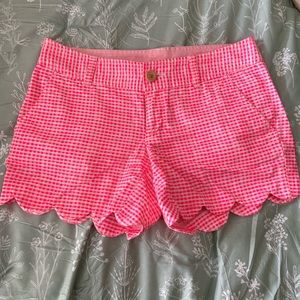 Ready for summer? You are with these super cute shorts! Lilly Pulitzer shorts.